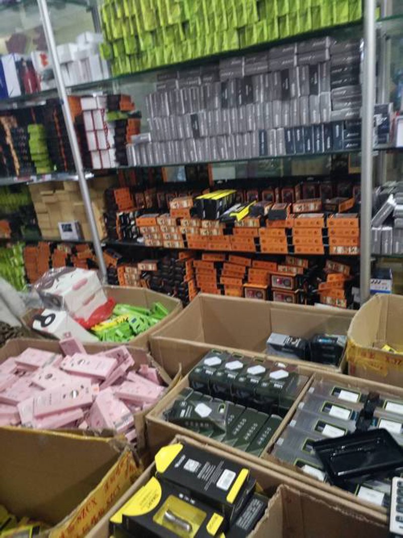 屯昌日用百货:城乡消费新风景线上览